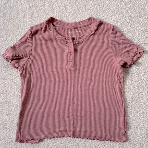 American Eagle Outfitters Tops - American Eagle Pink T-Shirt